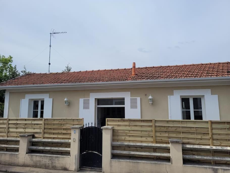 Maison Centre-Ville De La Teste Au Calme Esterno foto